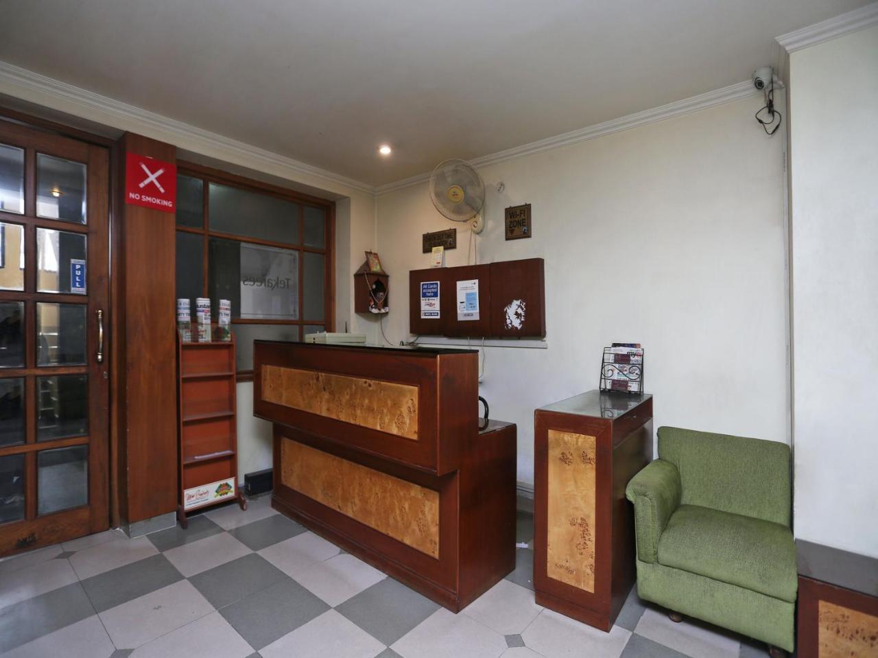 Oyo 3499 Tekarees Inn Lucknow Bagian luar foto
